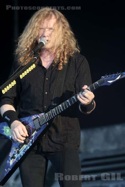 MEGADETH - 2016-06-12 - PARIS - Hippodrome de Longchamp - Stage 2 - David Scott Mustaine